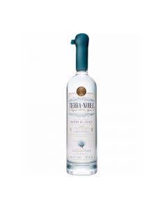 Tequila Tierra Noble Blanco 750 ml  