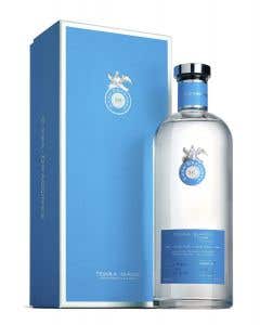 Tequila Casa Dragones Blanco 750 ml